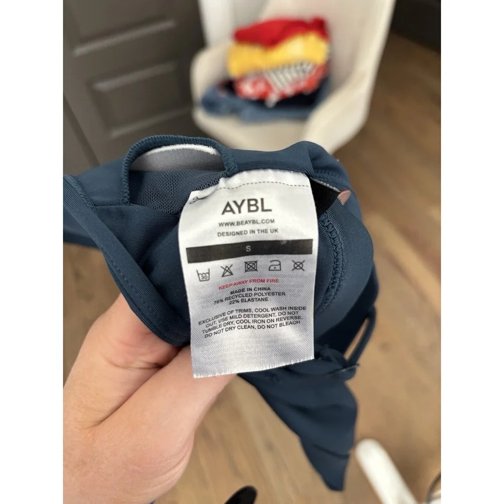 AYBL Balance V2 Seamless High Waist Compression Leggings & Bra Set‎ Blue Size S